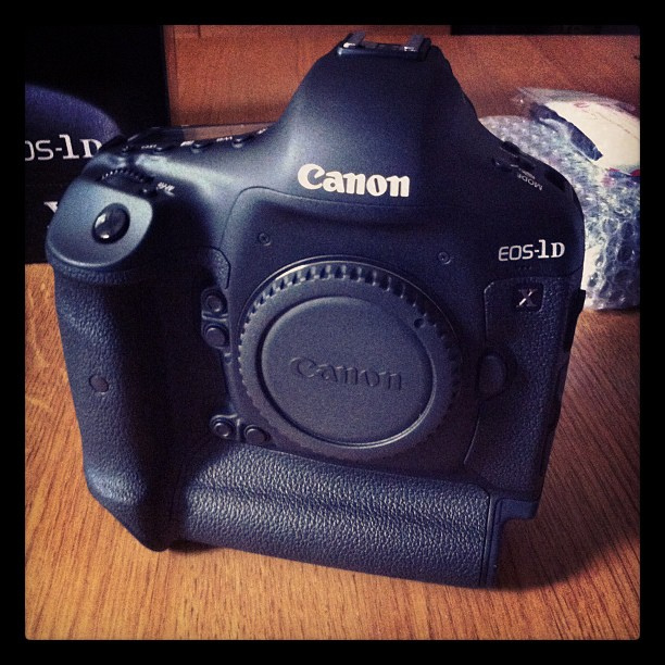 My Canon EOS-1D X finally arrives