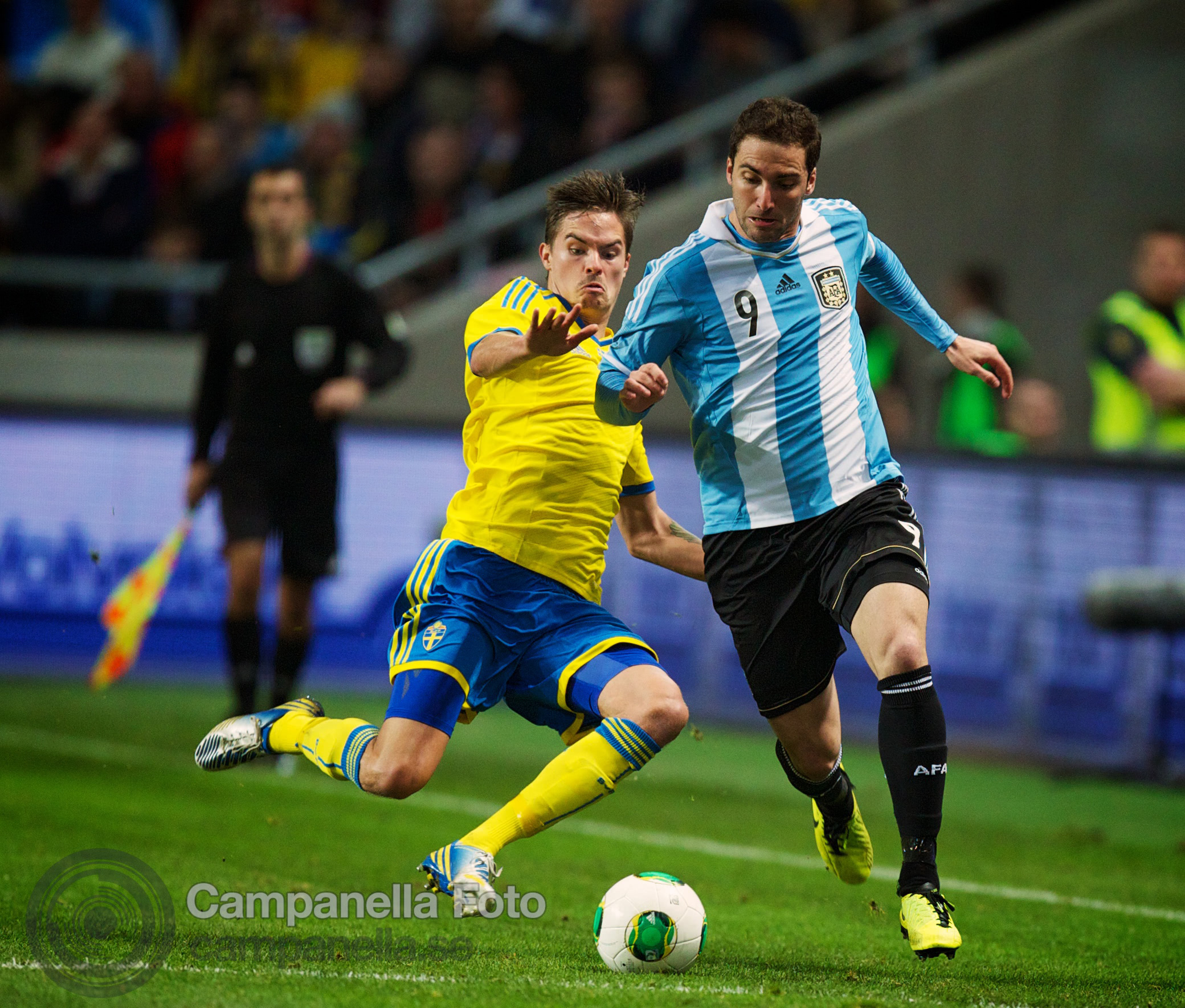 Sweden takes on Argentina - 22 of 35