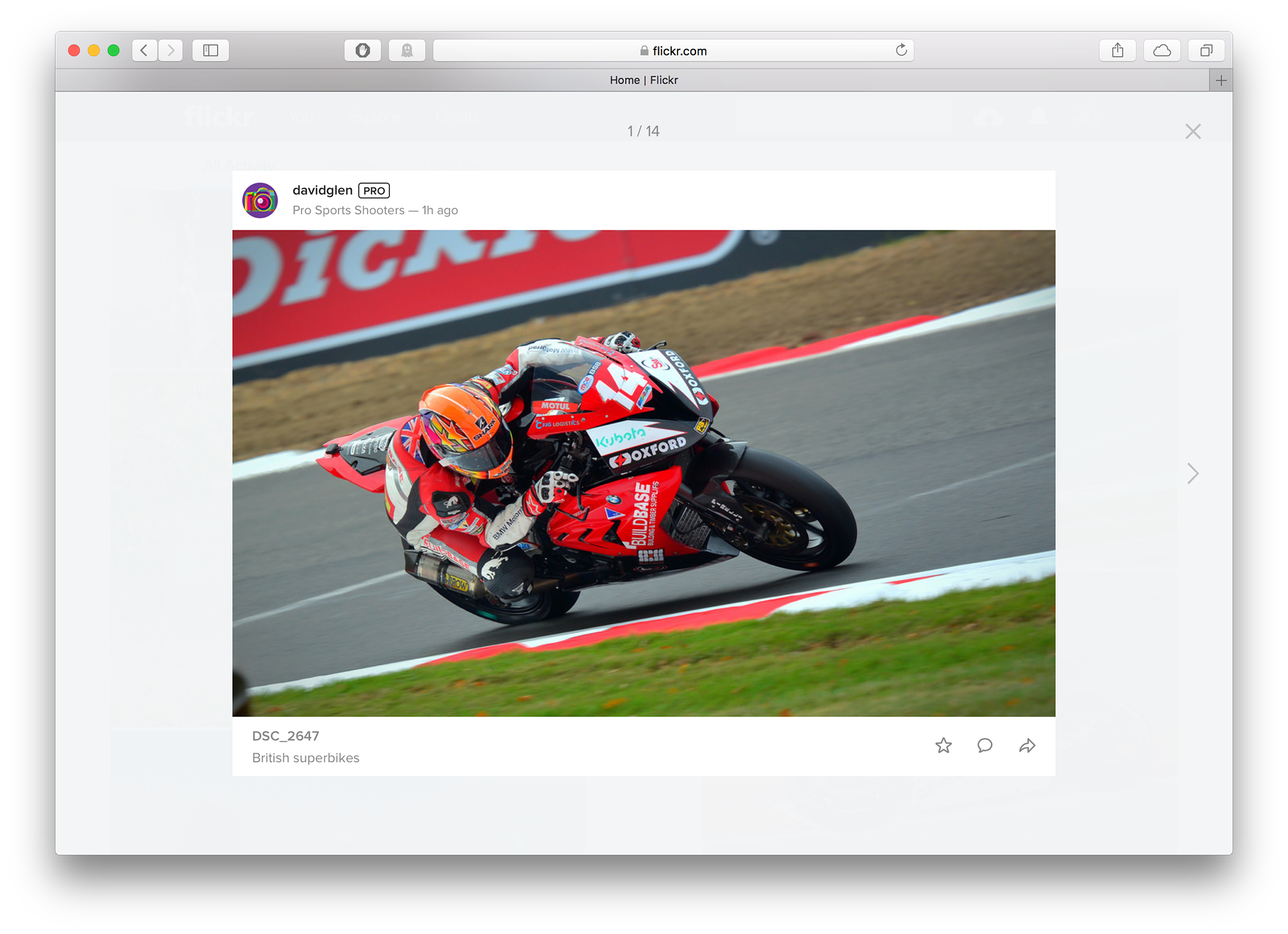 Pop-up view of a photo on the new Flickr homepage feed