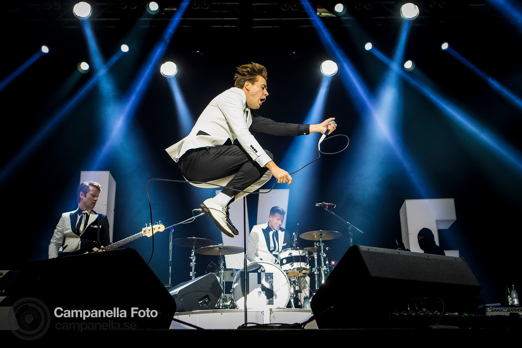 The Hives perform in Stockholm - Michael Campanella Photography